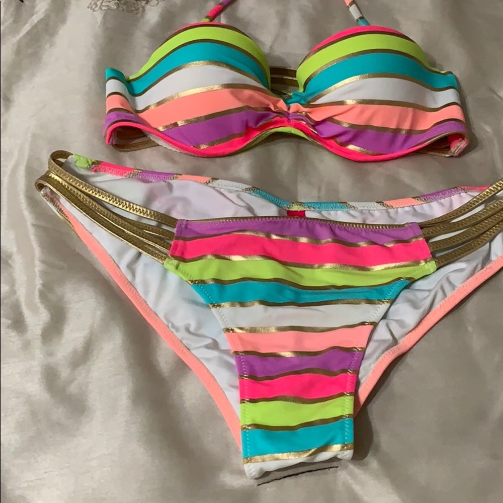 Victoria’s Secret two pieces Swimming suit!!